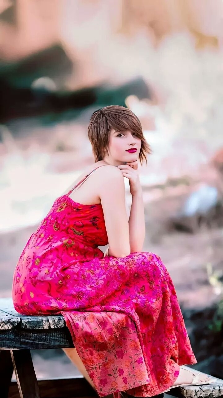 ,