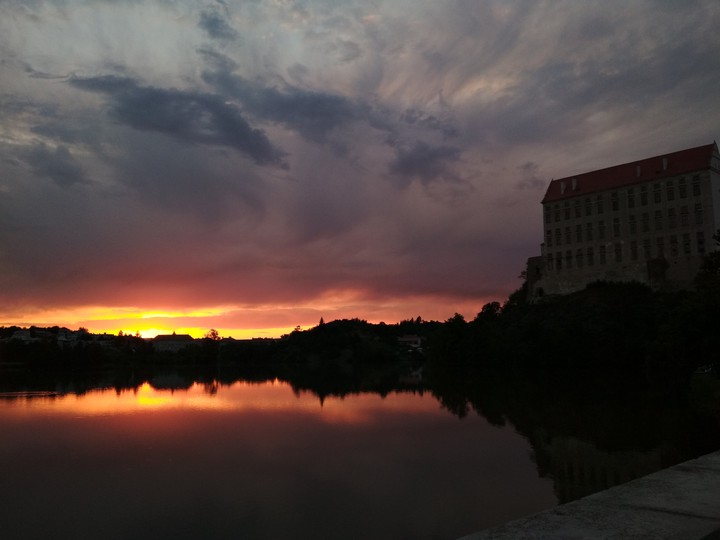 Sunset life