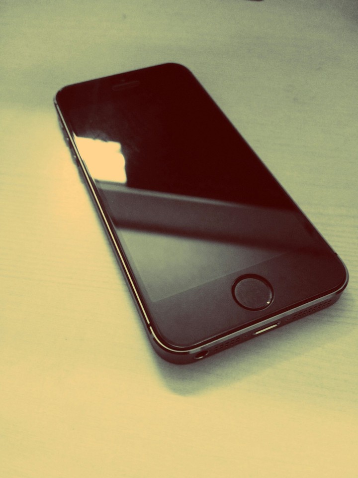 my first love Iphone 5S - MEENAAI PHOTOGRAPHY