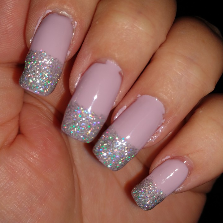 nails