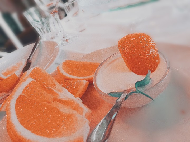 Orange dessert