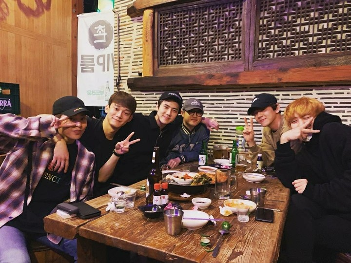 EXO