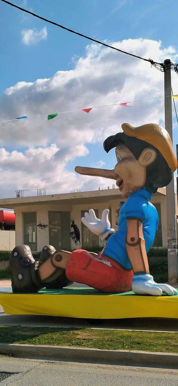 .