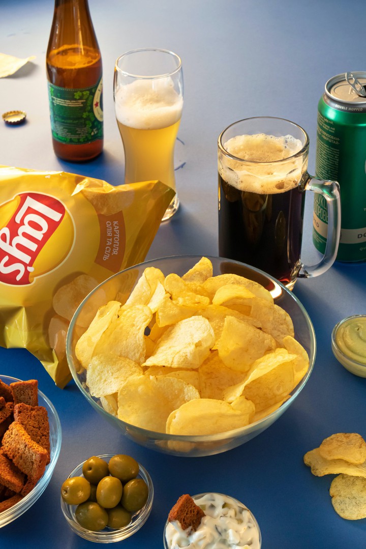 Cold drink, Beer, Potato chips, olives...