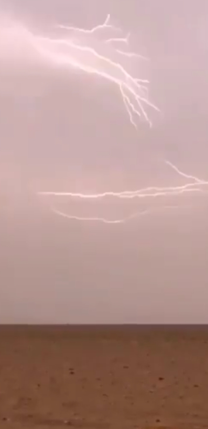 برق الصحراء