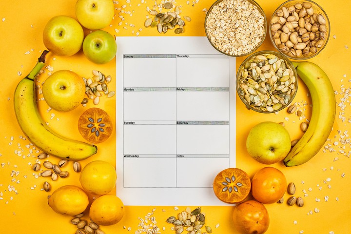 Apples, Bananas, Lemons, Nuts & Oats