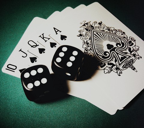 King vs queen