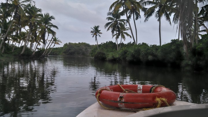 Poovar island