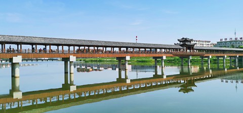 covered bridge