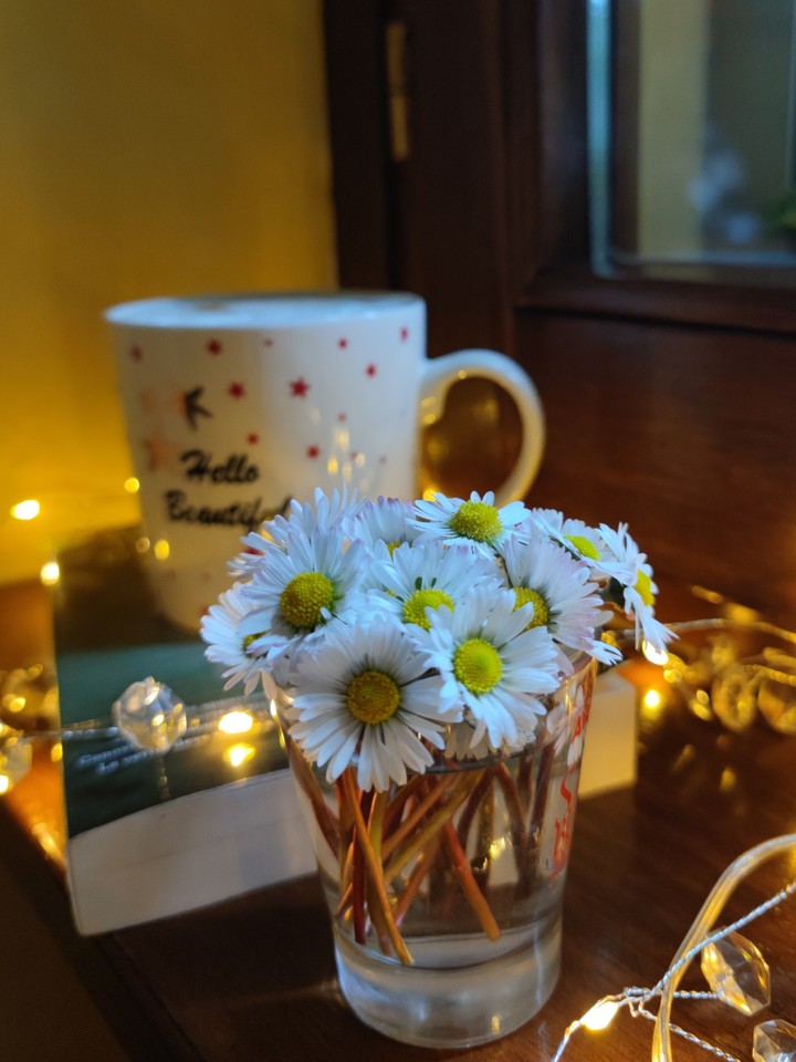 Flowers and cappuccino ☕