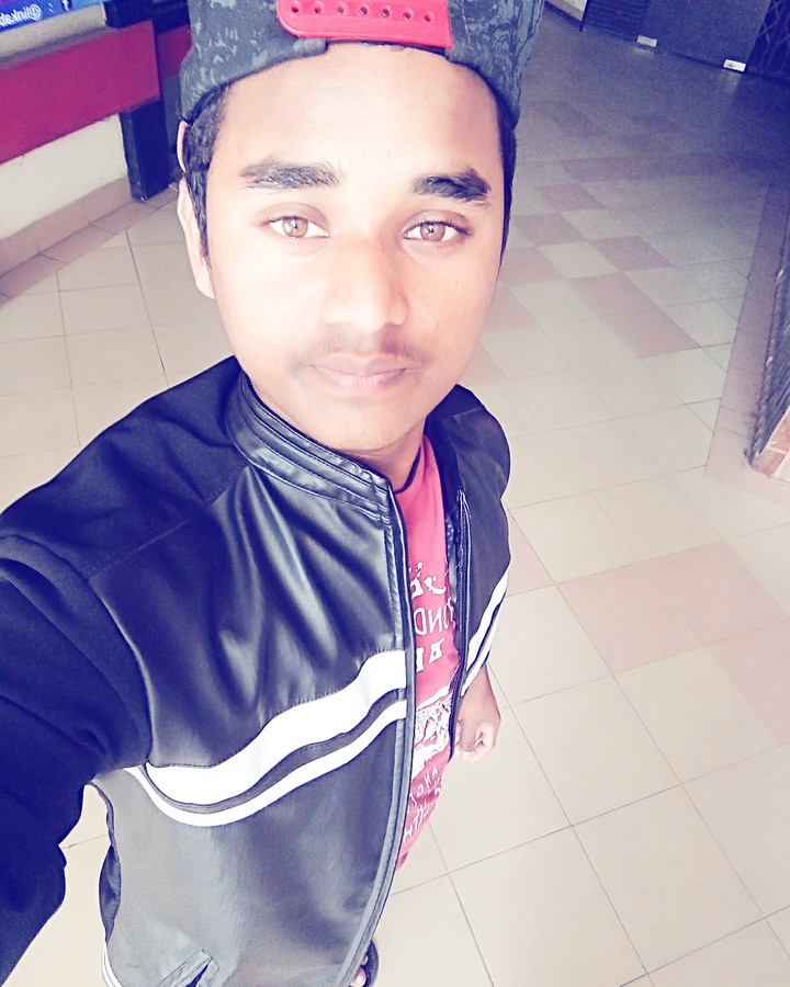 I AM NOT HERO        I AM  A VILLAN