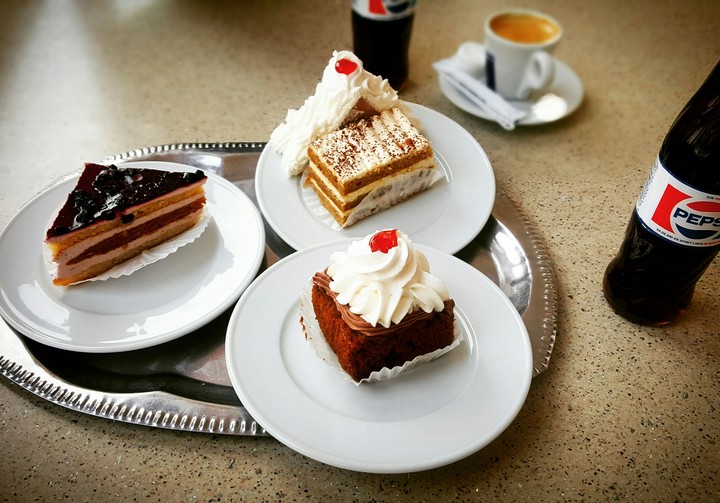 Cakes! Cake