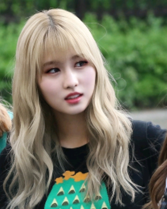 Twice's Momo
