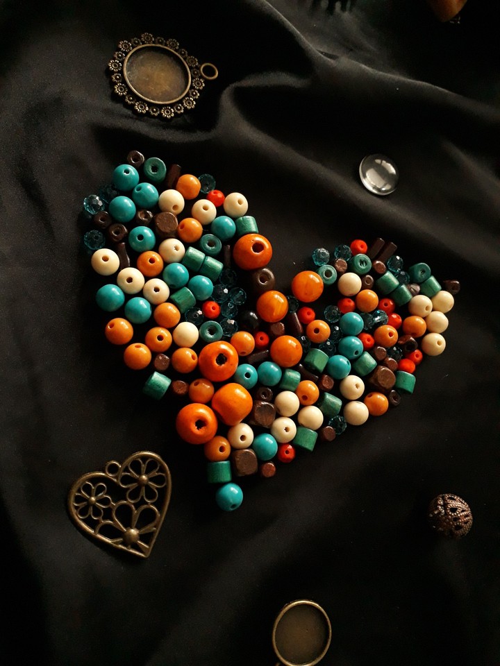 beads heart