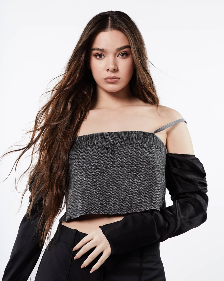 Hailee Seinfeld