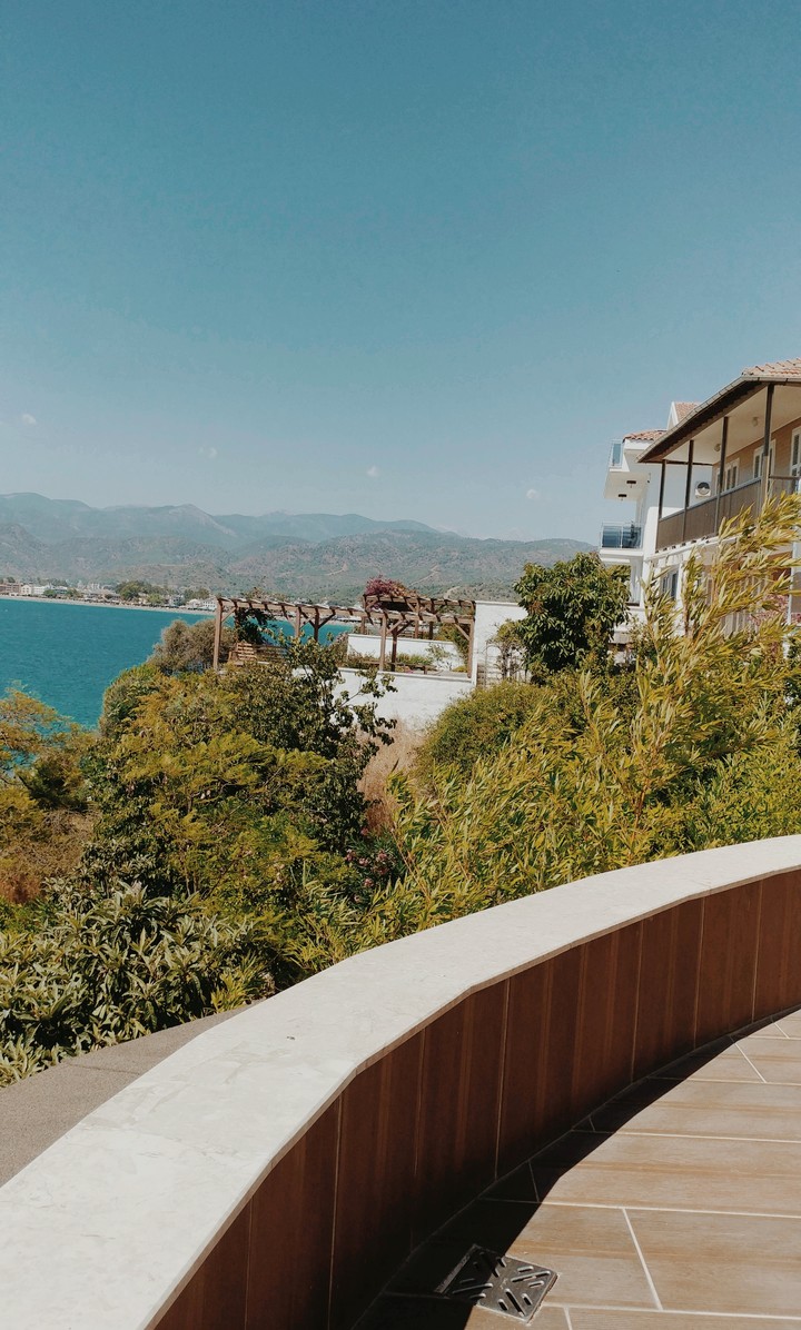 home and sea
