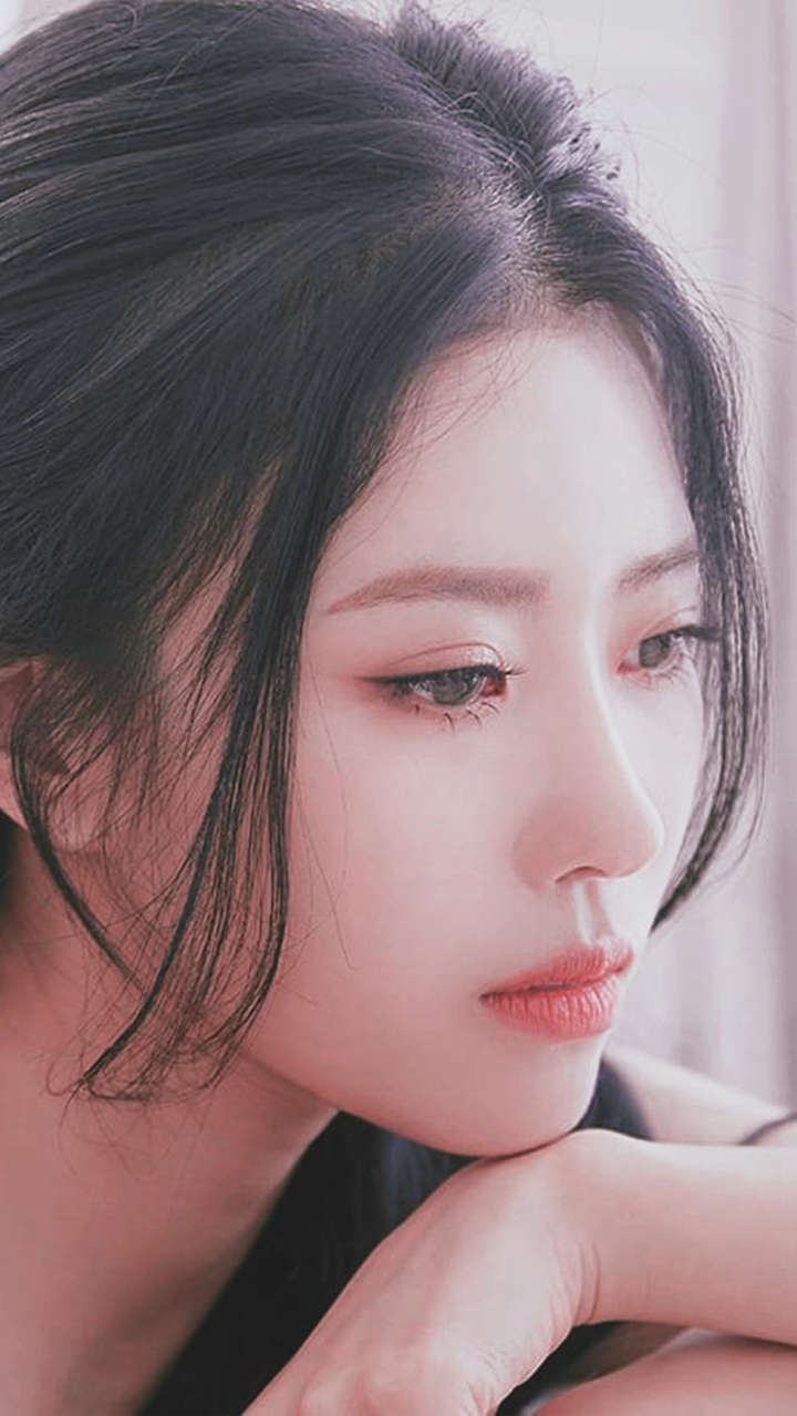 Korean singer Lovelyz Lee Mi-joo