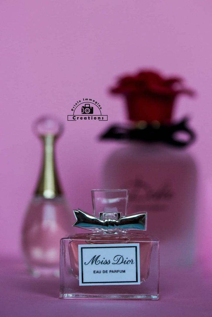 Non si è mai completamente vestiti senza profumo!