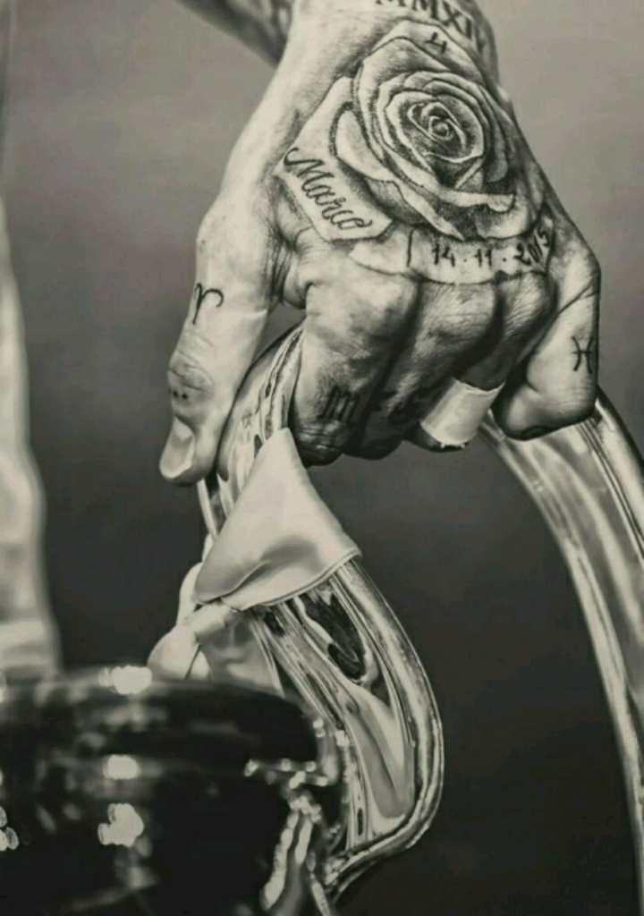 Sergio Ramos Hand holding the 11th Real Madrid's EURO CUP