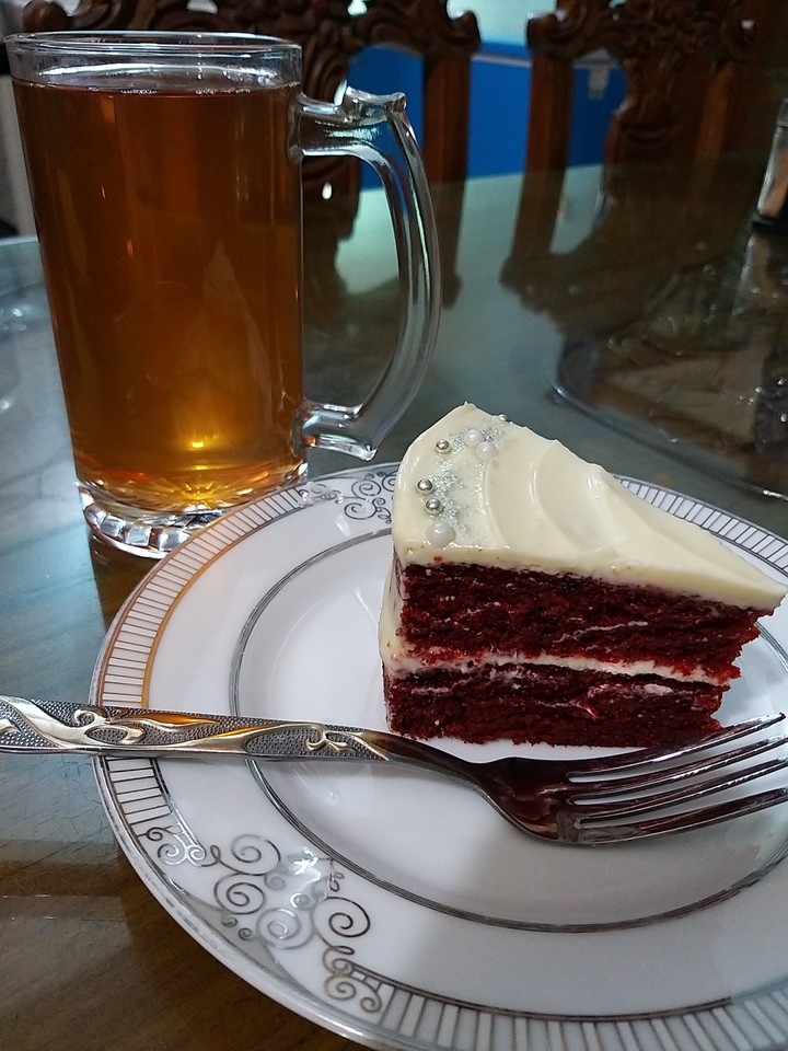 red velvet cheesecake & green tea