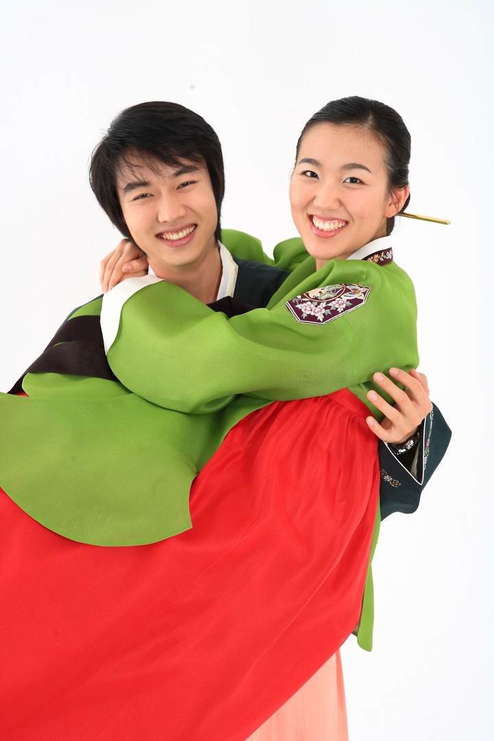 Couple in Korean Dress I