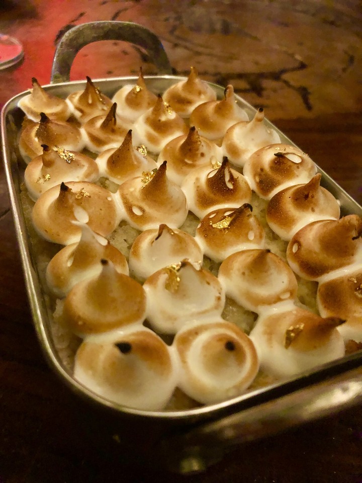 Pastel de elote con turrón