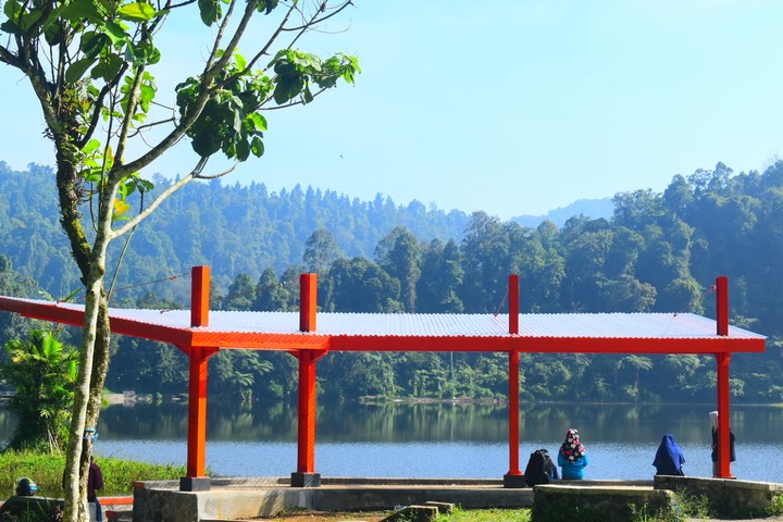 lake