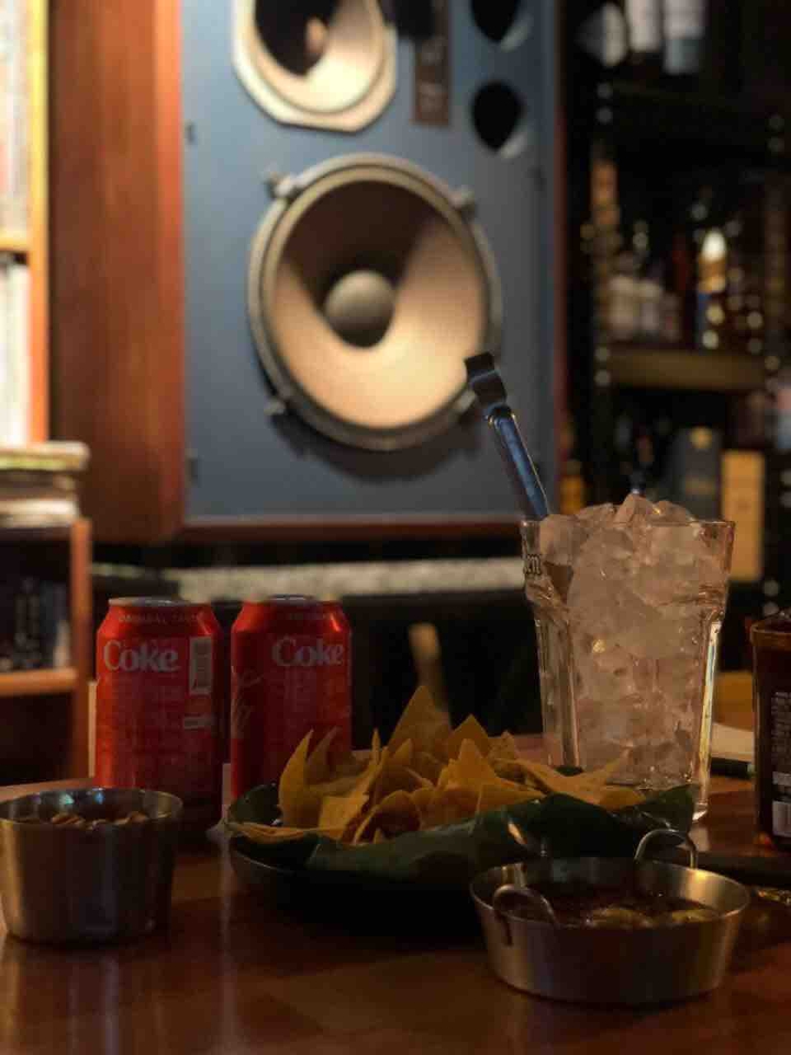 bar