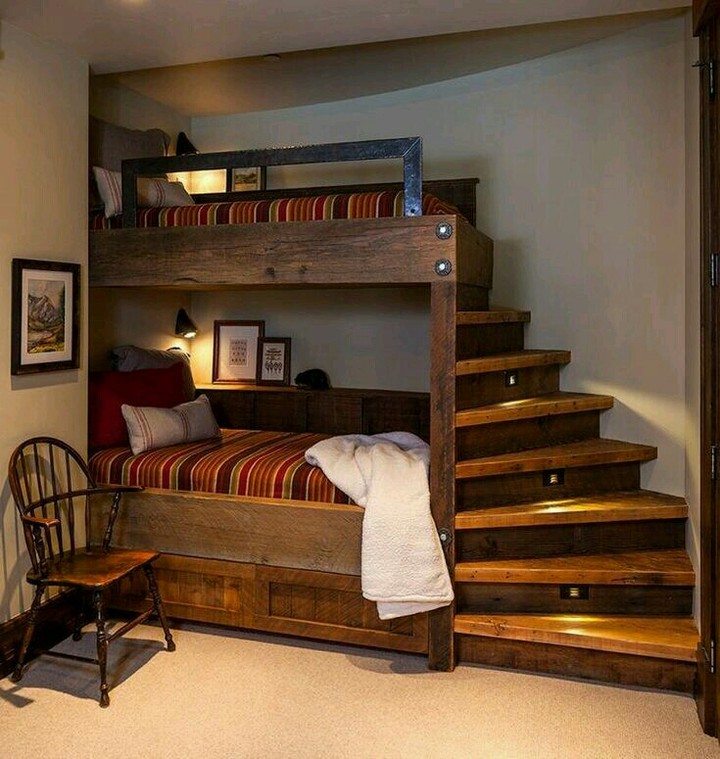 Double decor badroom with beautiful stairs