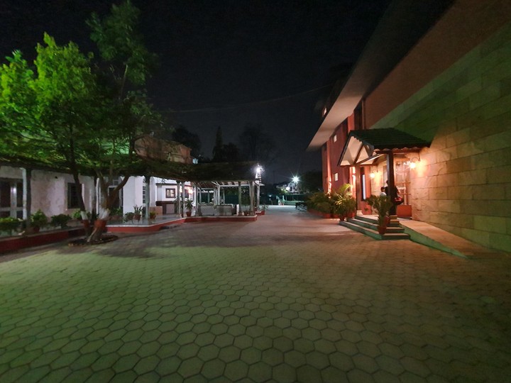 night scene when hub is peaceful