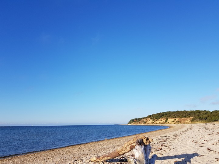 Start and end the day at the beach