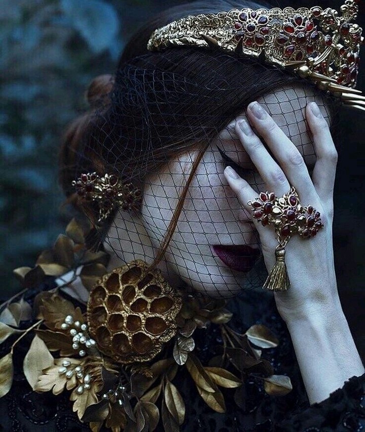 Dark girl