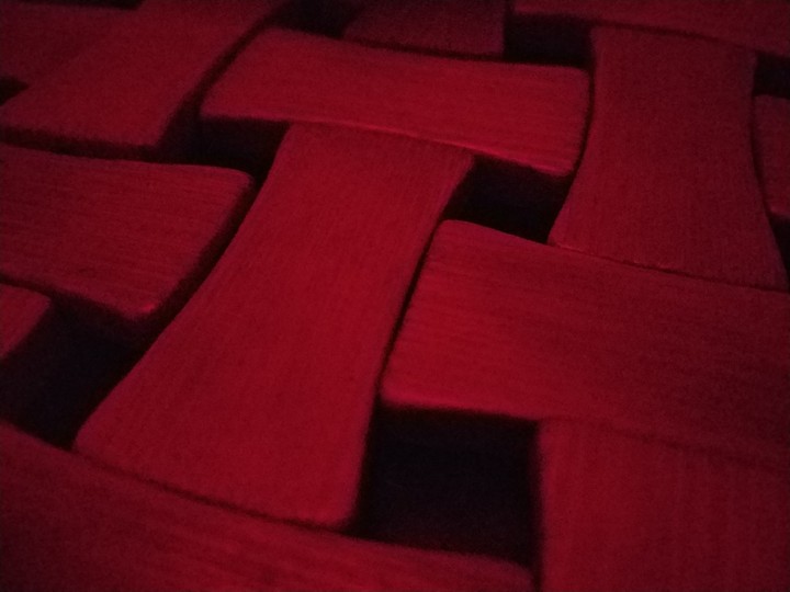 Criss- cross
