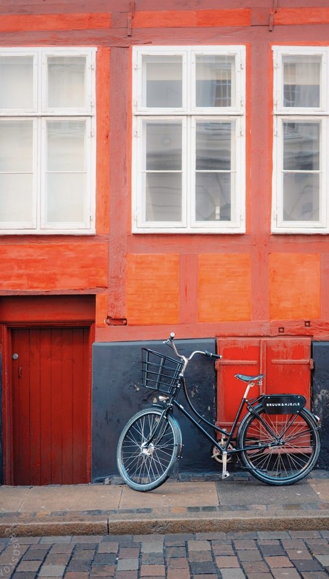 Bicycle, Wall, Red