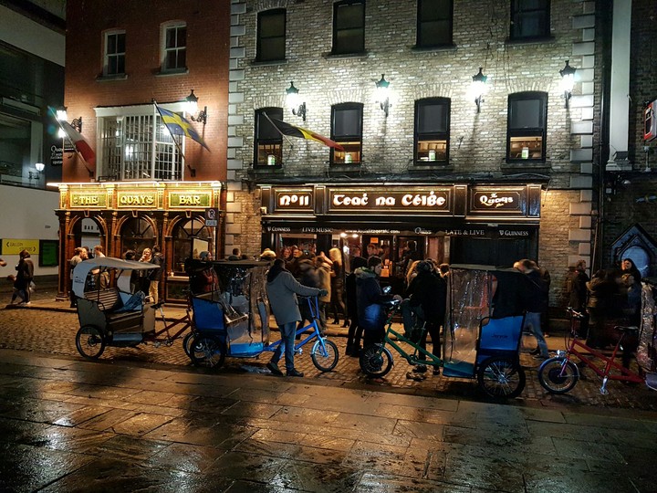 Quays bar -TB, Dublin