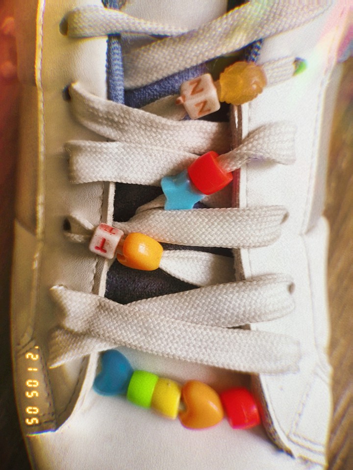 Shoe