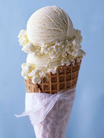 Homemade vanilla ice cream