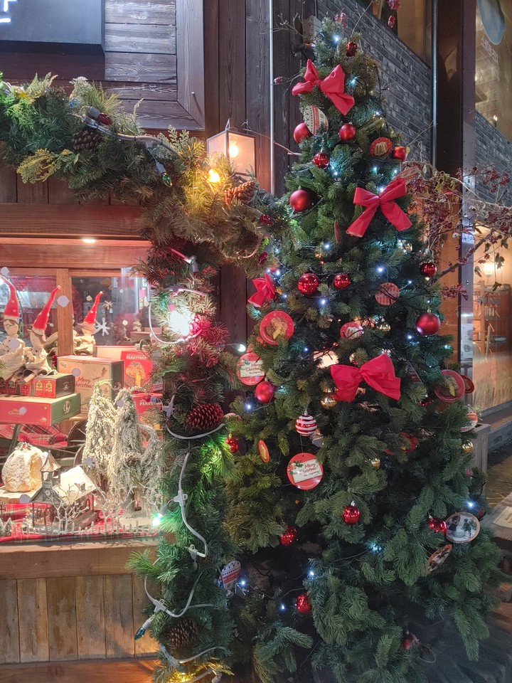 Christmas tree
