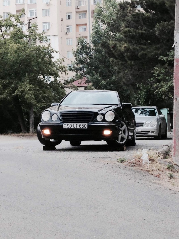 Auto