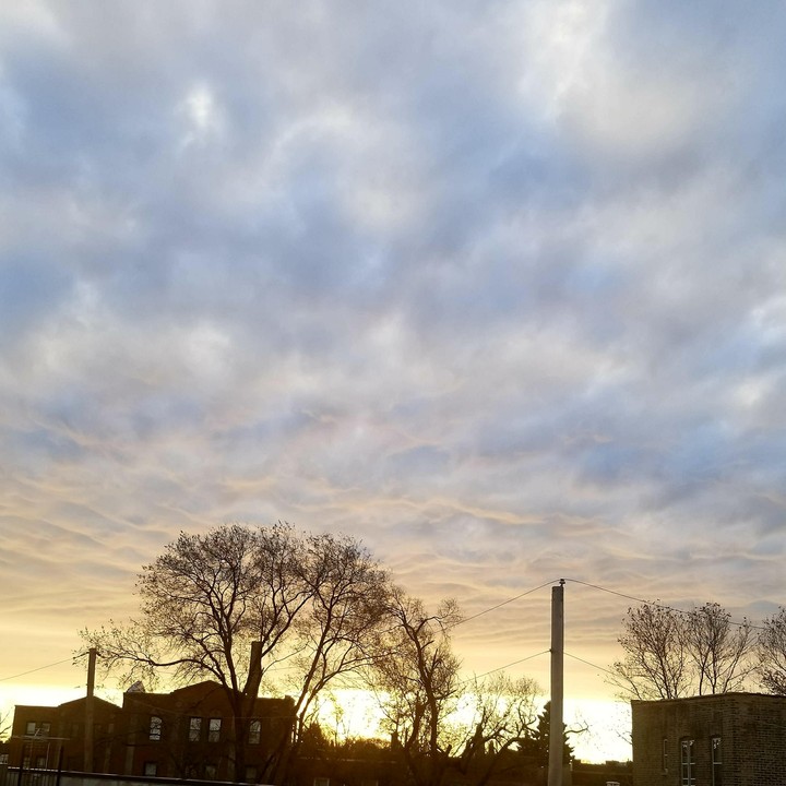 Morning sky in Chicago