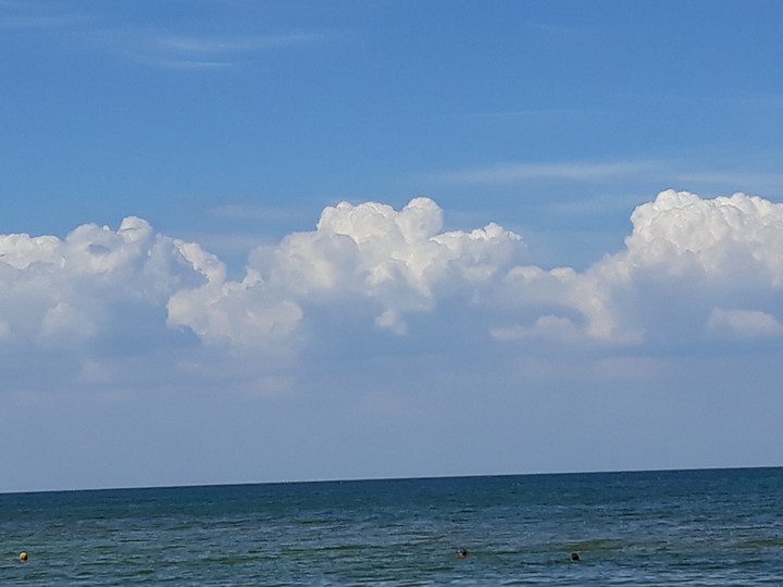 небо,море -ОТПУСК