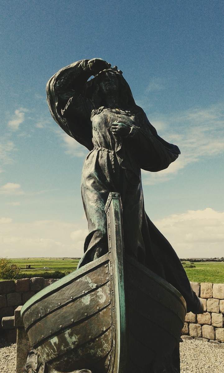 Statue