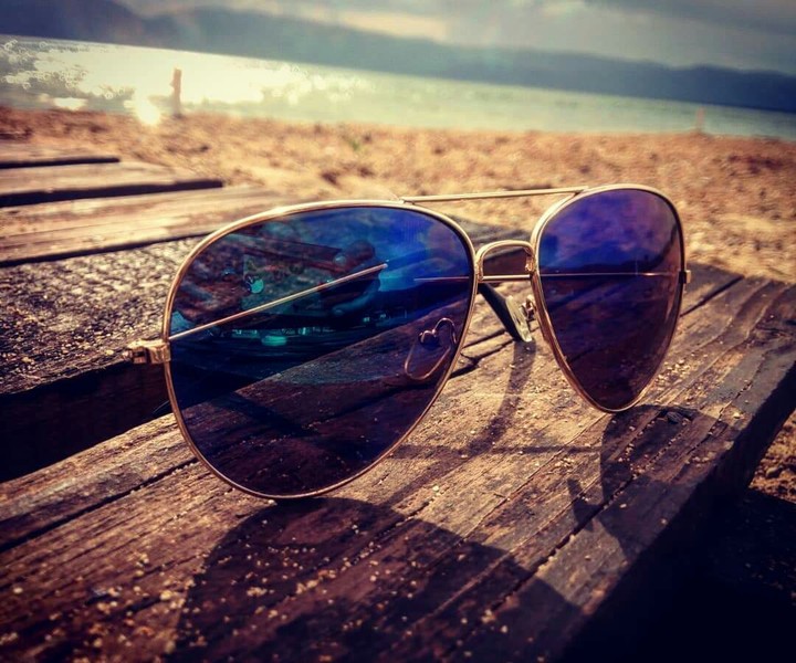 SUN GLASSES