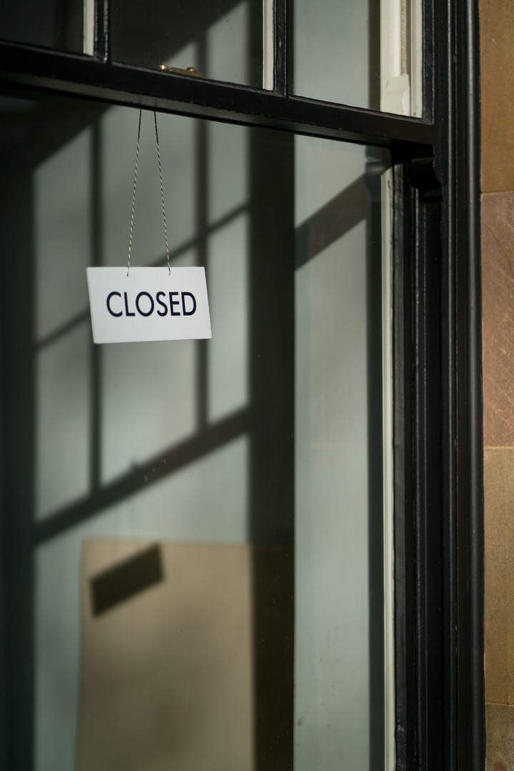 Sign Closed Door