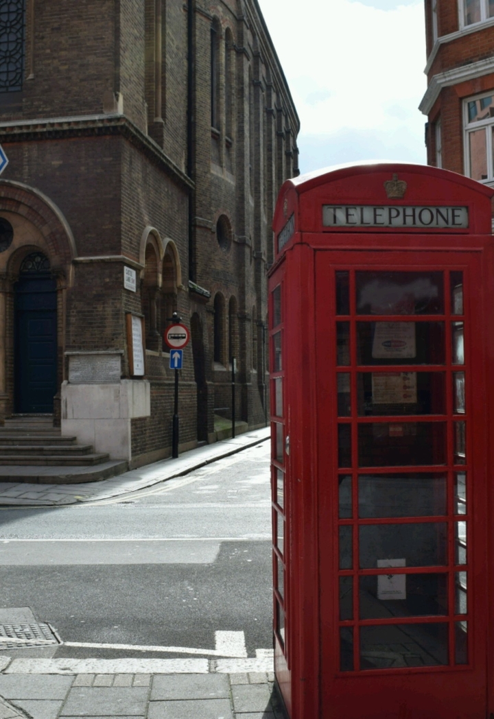 telephone
