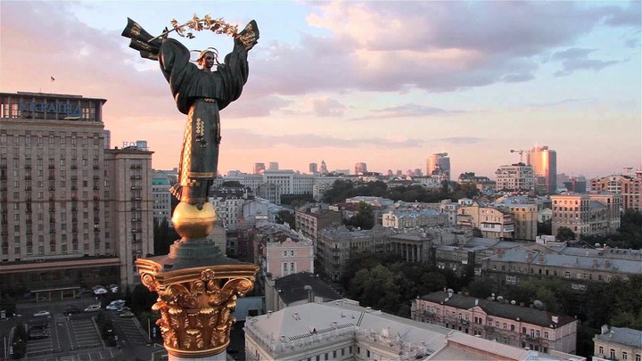 Liberty statue, Kyiv