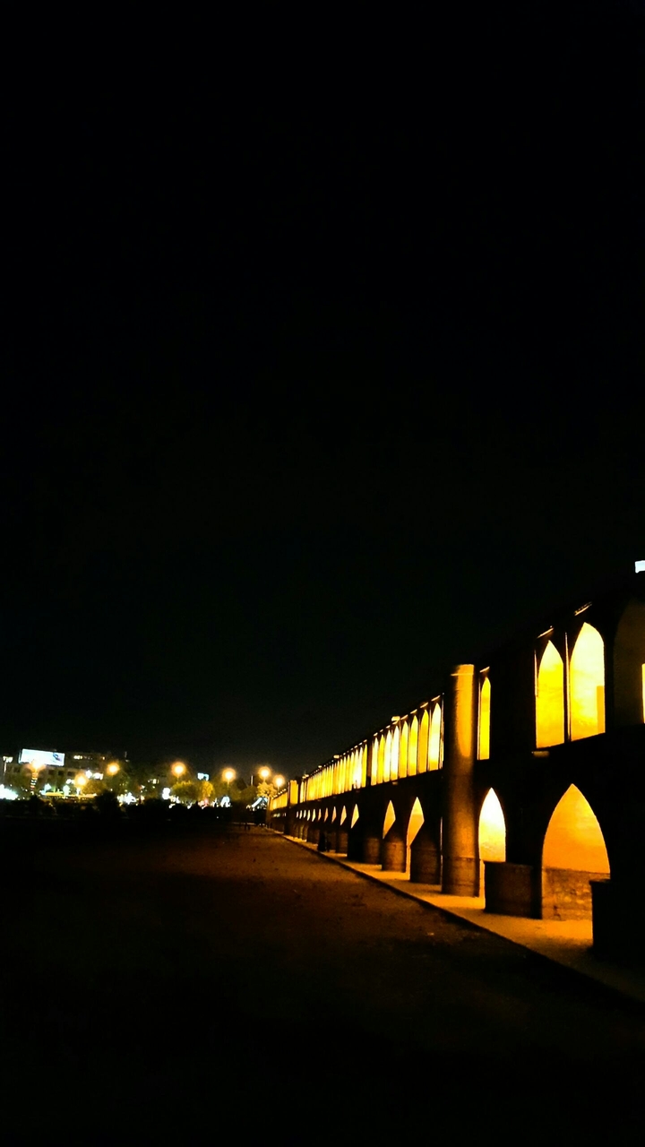 siyo se pol( 33 bridge)