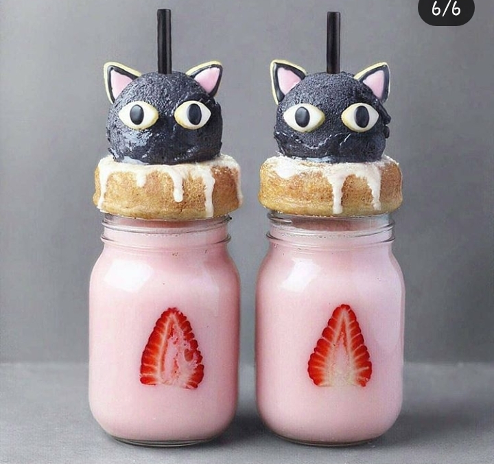Smoothie Cat!!!