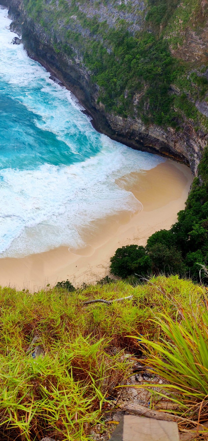 Top of Kelingking Beach Wallpaper in Nusa Penida Bali  4K HD