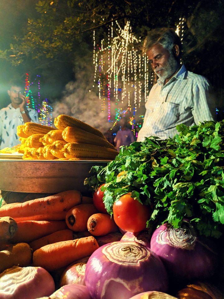 streetside vendor